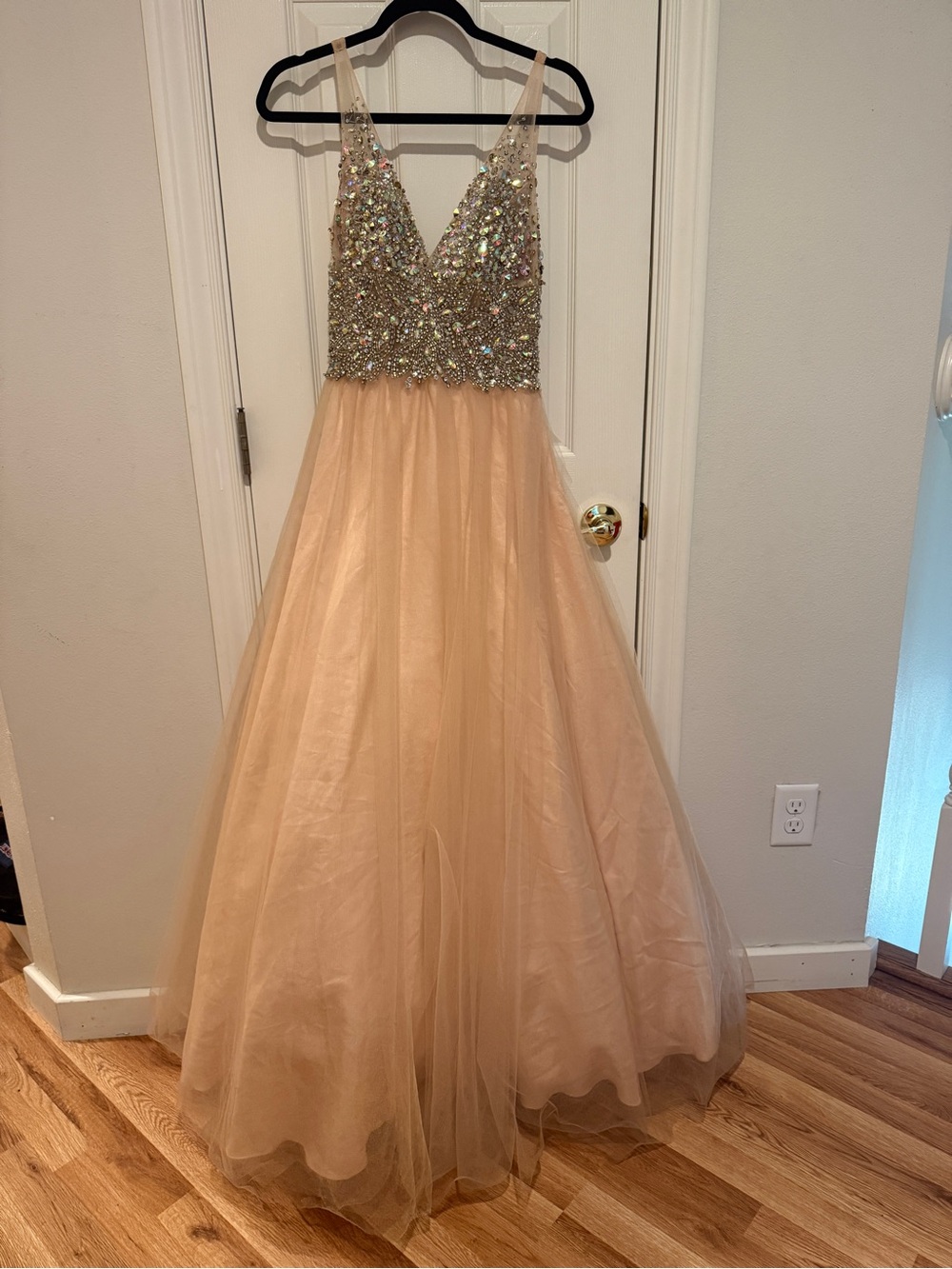 Peach Rhinestone Beaded Bodice Tulle Formal Gown - Blush Prom size 4.
